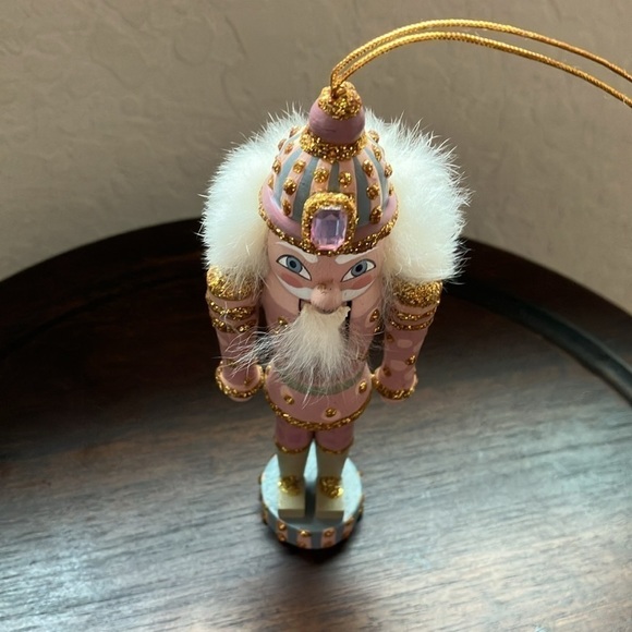 Unbranded: Pink Nutcracker Holiday/Christmas Ornament- - Picture 3 of 9